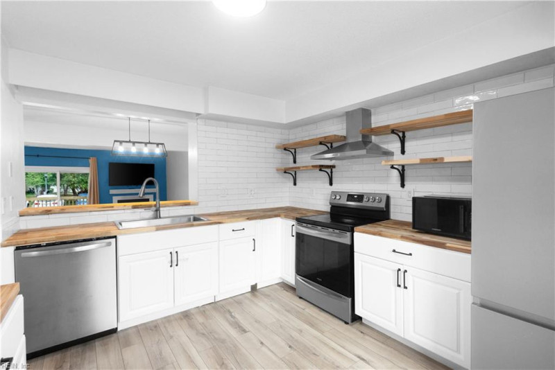 Photo 6 of 33 residential for sale in Virginia Beach virginia Photo 6 of 33 residential for sale in Virginia Beach virginia