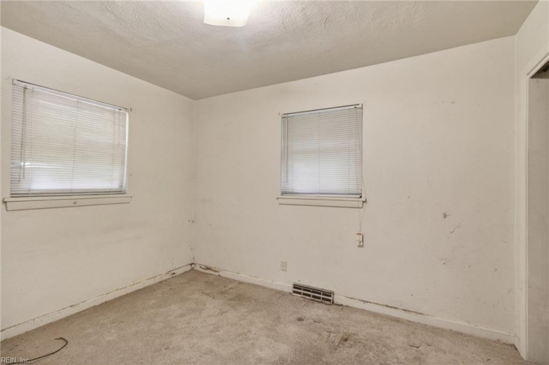 Photo 10 of 13 residential for sale in Norfolk virginia