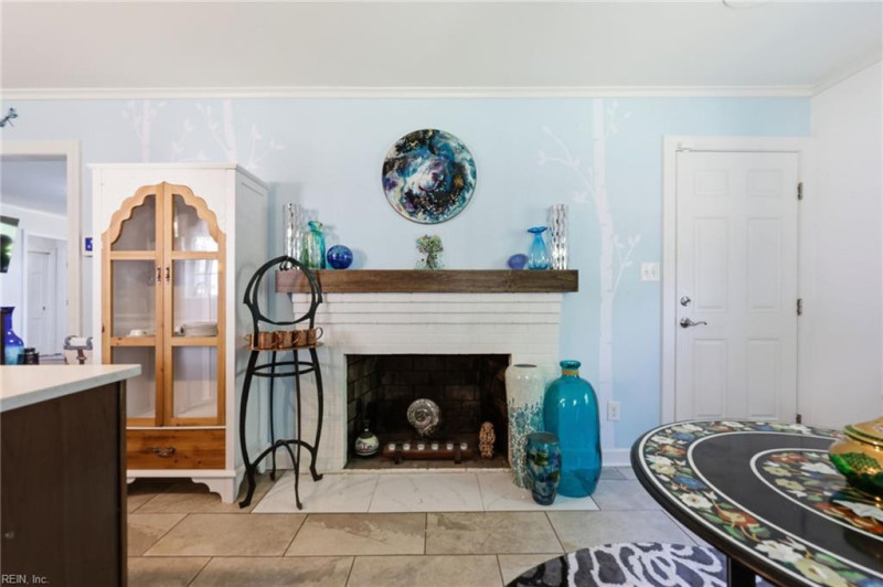 Photo 10 of 37 residential for sale in Newport News virginia