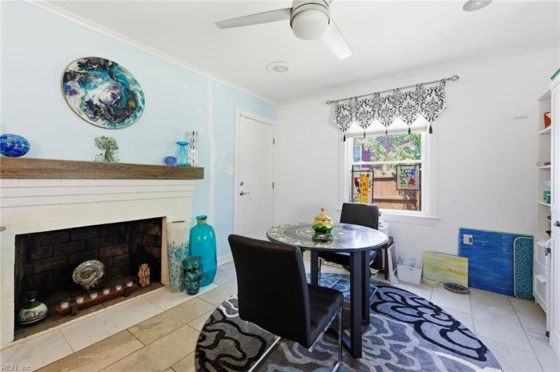 Photo 11 of 37 residential for sale in Newport News virginia