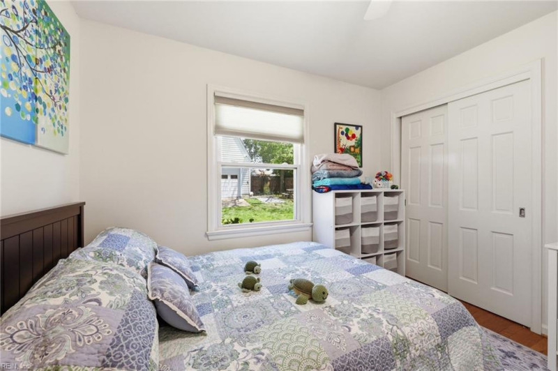 Photo 19 of 37 residential for sale in Newport News virginia