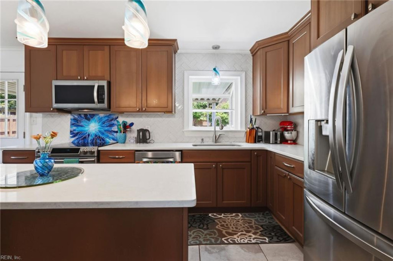 Photo 9 of 37 residential for sale in Newport News virginia