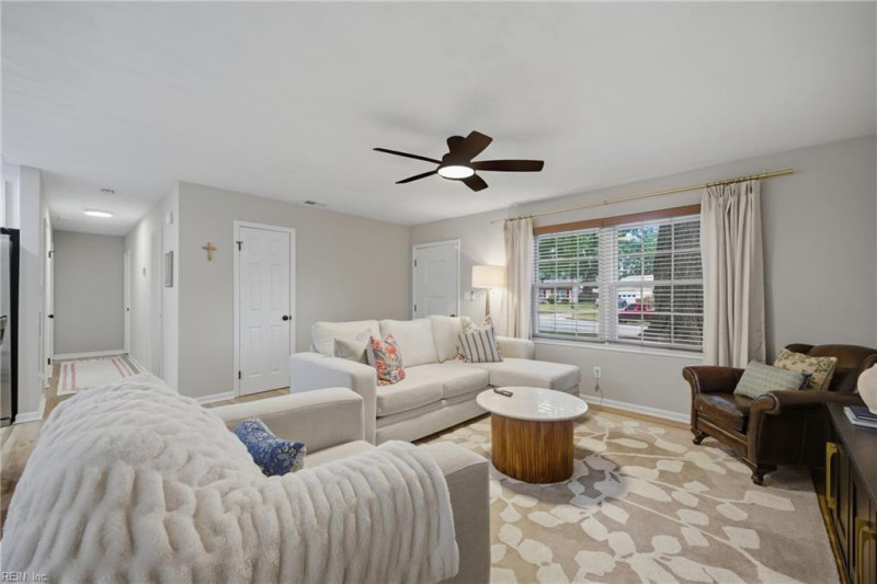 Photo 2 of 36 residential for sale in Virginia Beach virginia