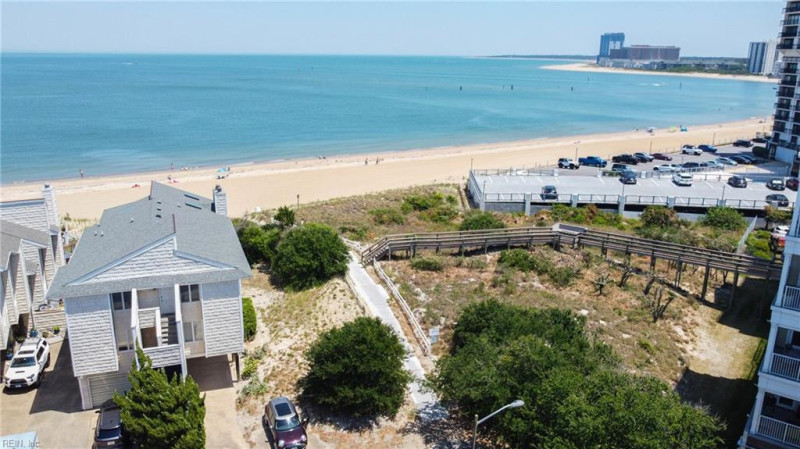 Photo 33 of 41 residential for sale in Virginia Beach virginia Photo 33 of 41 residential for sale in Virginia Beach virginia