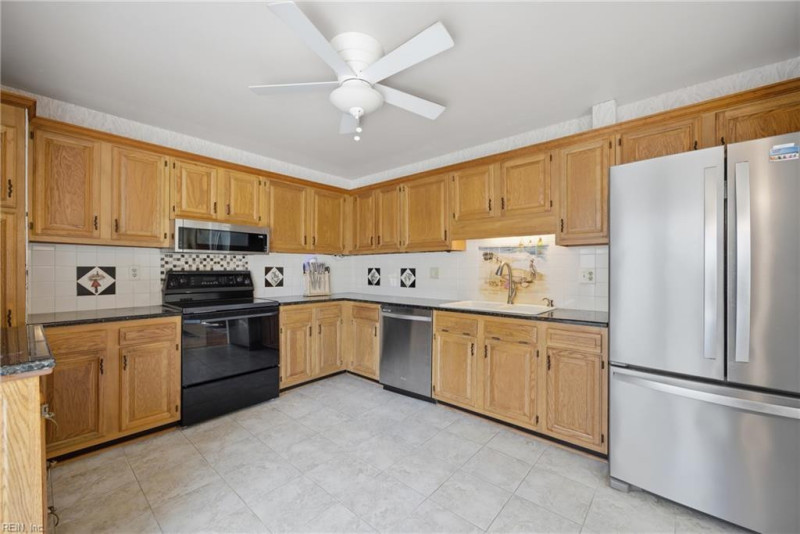 Photo 8 of 41 residential for sale in Virginia Beach virginia Photo 8 of 41 residential for sale in Virginia Beach virginia