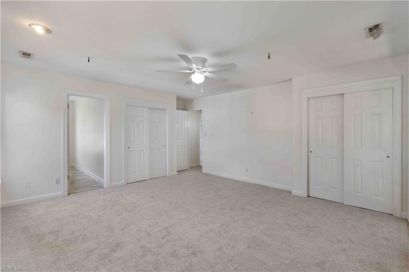 Photo 17 of 37 residential for sale in Virginia Beach virginia