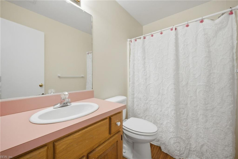 Photo 22 of 36 residential for sale in Chesapeake virginia