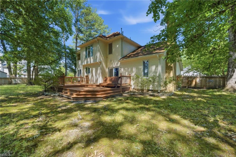 Photo 25 of 36 residential for sale in Chesapeake virginia