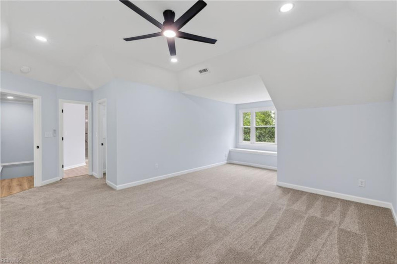 Photo 23 of 36 residential for sale in Chesapeake virginia