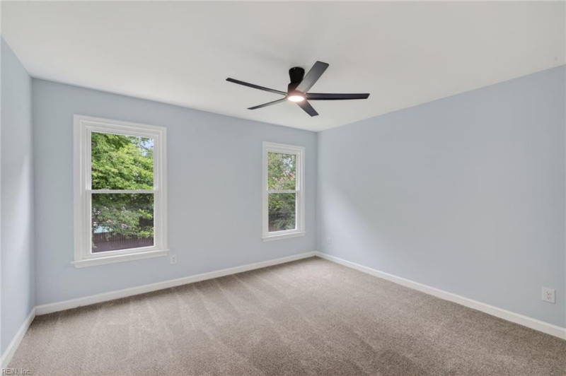 Photo 32 of 36 residential for sale in Chesapeake virginia