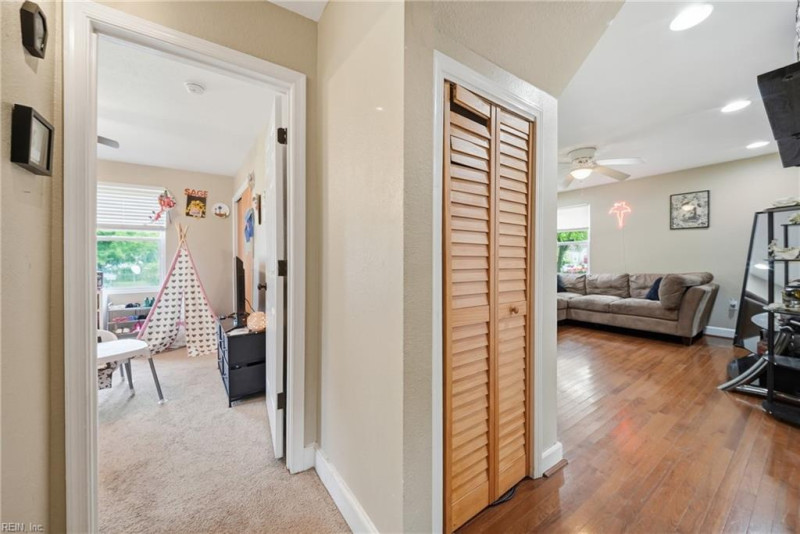 Photo 17 of 36 residential for sale in Norfolk virginia