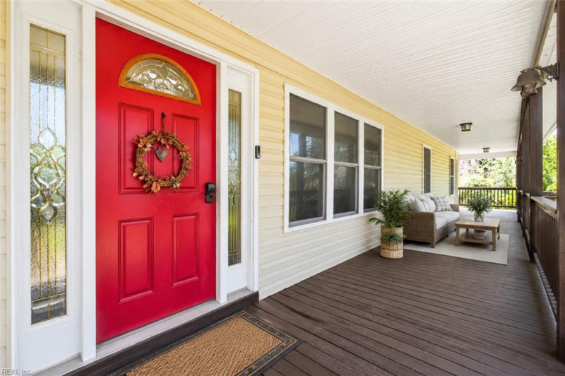 Photo 19 of 27 residential for sale in Suffolk virginia