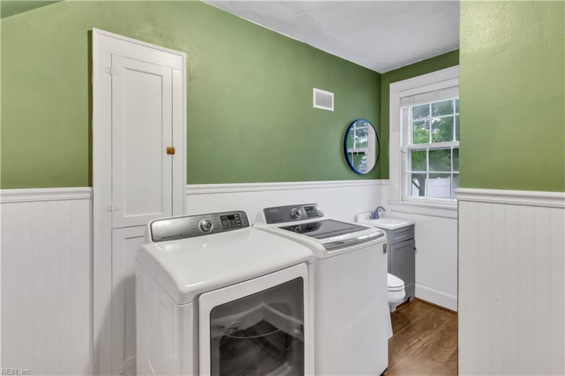 Photo 6 of 21 residential for sale in Portsmouth virginia Photo 6 of 21 residential for sale in Portsmouth virginia