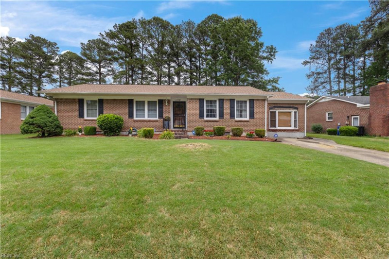 Photo 1 of 39 residential for sale in Portsmouth virginia