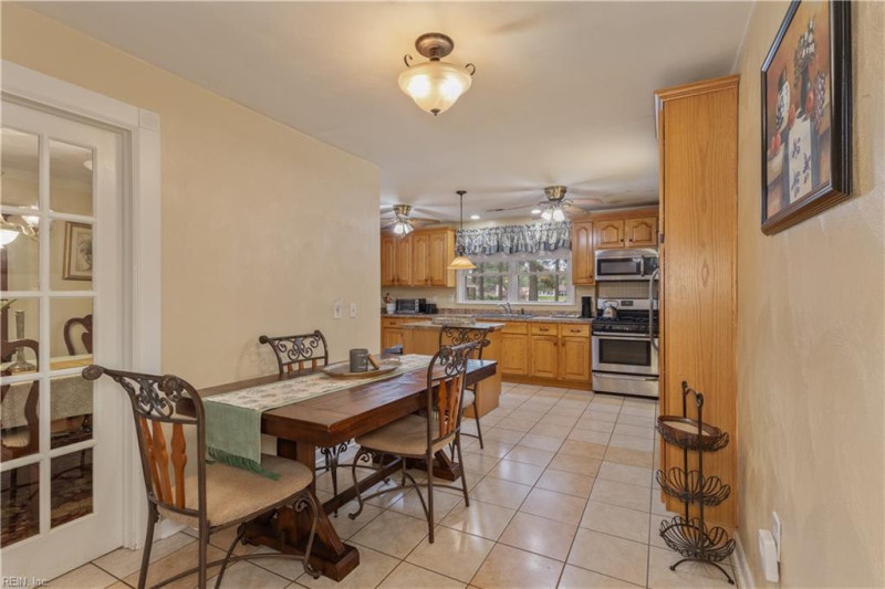 Photo 12 of 39 residential for sale in Portsmouth virginia