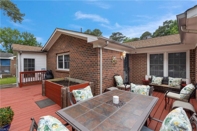 Photo 35 of 39 residential for sale in Portsmouth virginia