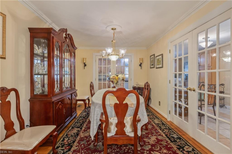 Photo 8 of 39 residential for sale in Portsmouth virginia