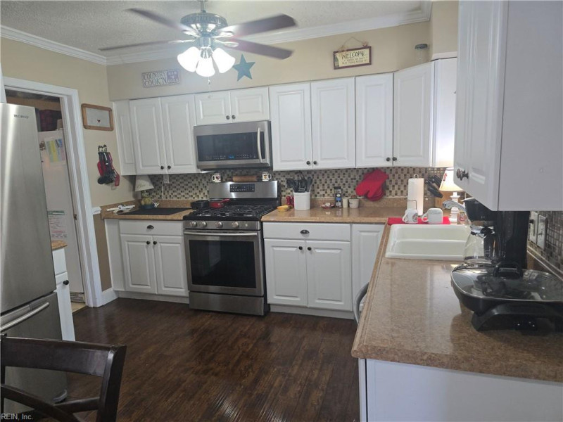 Photo 11 of 33 residential for sale in Newport News virginia Photo 11 of 33 residential for sale in Newport News virginia