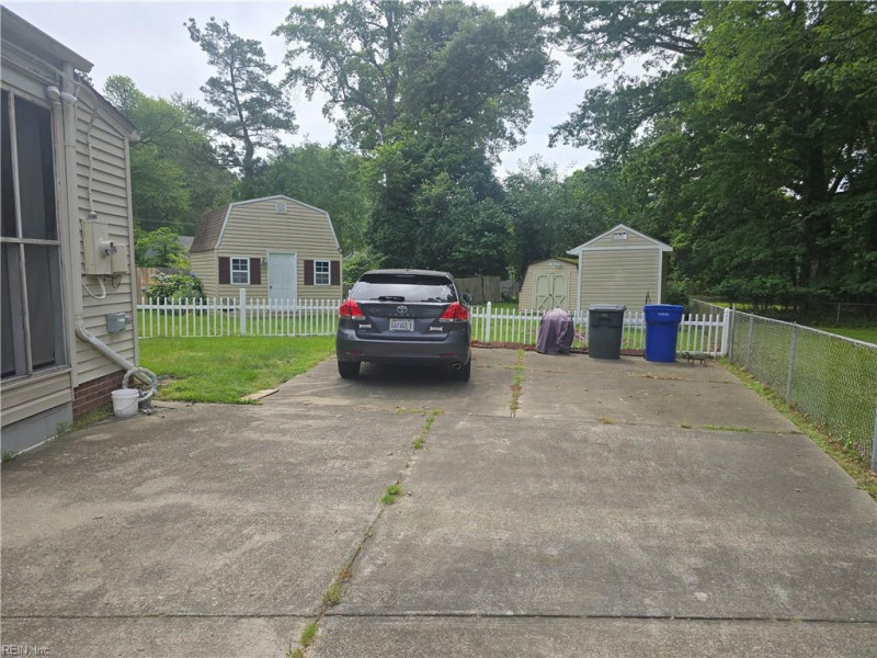 Photo 8 of 33 residential for sale in Newport News virginia Photo 8 of 33 residential for sale in Newport News virginia