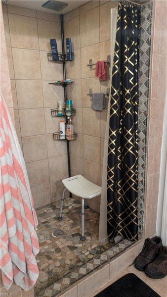 Photo 19 of 25 residential for sale in Virginia Beach virginia