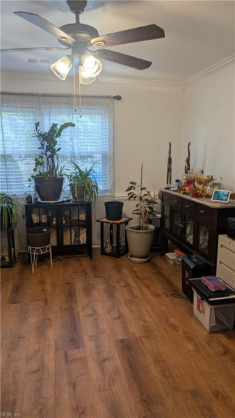 Photo 5 of 25 residential for sale in Virginia Beach virginia