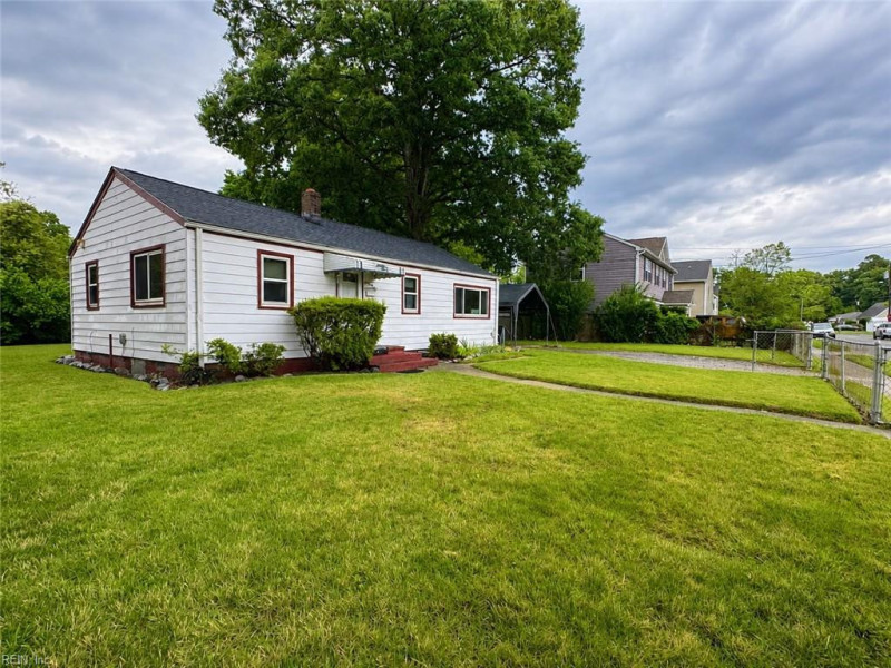 Photo 1 of 19 residential for sale in Norfolk virginia