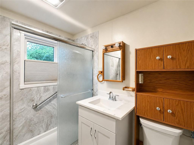 Photo 14 of 19 residential for sale in Norfolk virginia