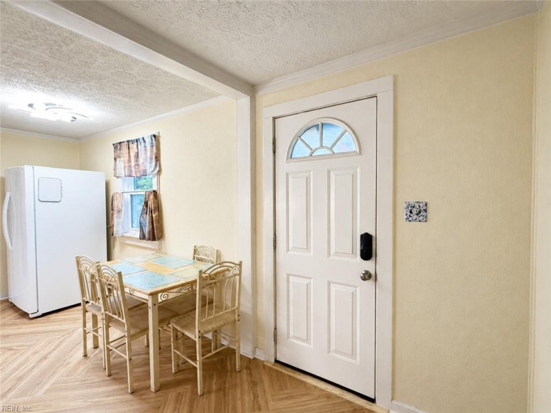Photo 6 of 19 residential for sale in Norfolk virginia