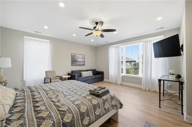 Photo 13 of 33 residential for sale in Norfolk virginia Photo 13 of 33 residential for sale in Norfolk virginia