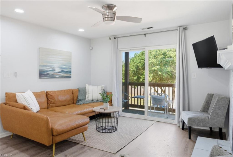 Photo 10 of 18 residential for sale in Norfolk virginia