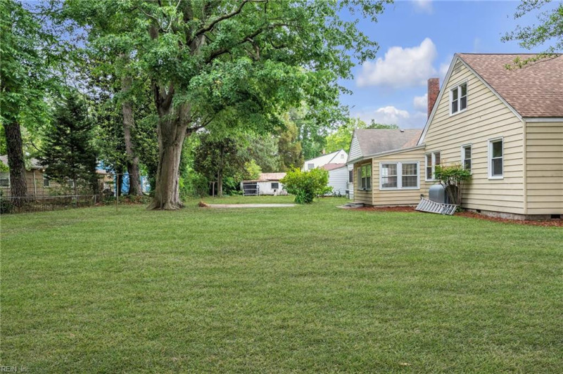 Photo 25 of 30 residential for sale in Norfolk virginia