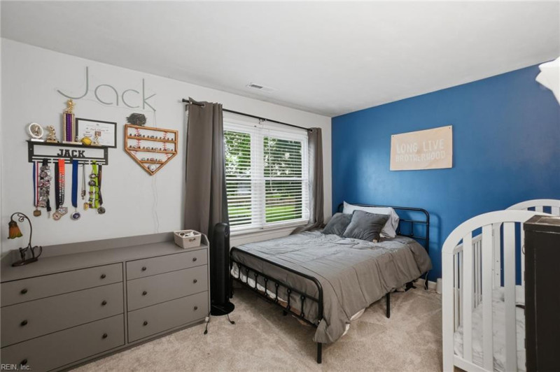Photo 31 of 50 residential for sale in Chesapeake virginia