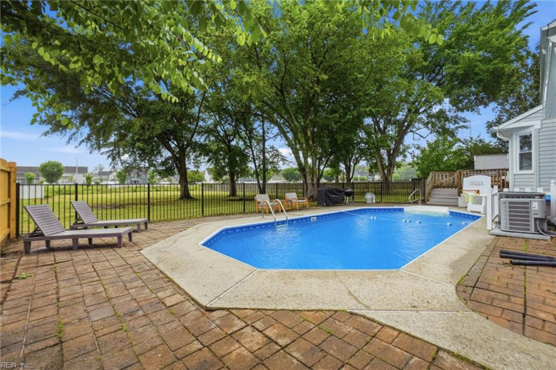 Photo 37 of 50 residential for sale in Chesapeake virginia