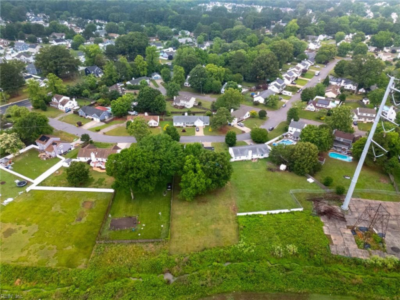 Photo 43 of 50 residential for sale in Chesapeake virginia