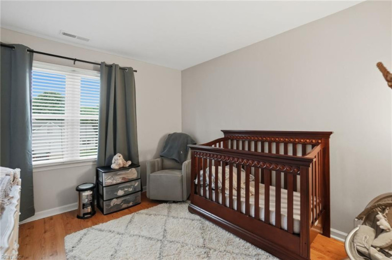 Photo 7 of 50 residential for sale in Chesapeake virginia