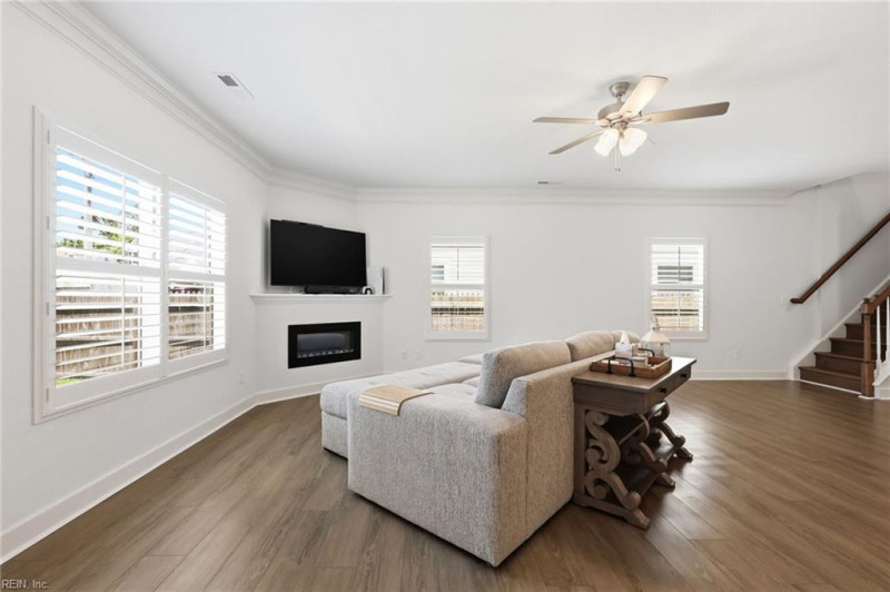 Photo 10 of 45 residential for sale in Norfolk virginia