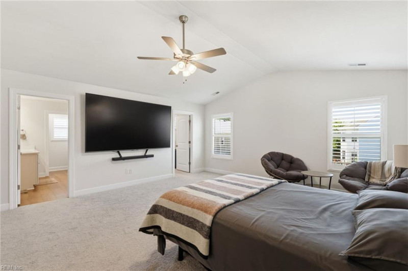 Photo 16 of 45 residential for sale in Norfolk virginia