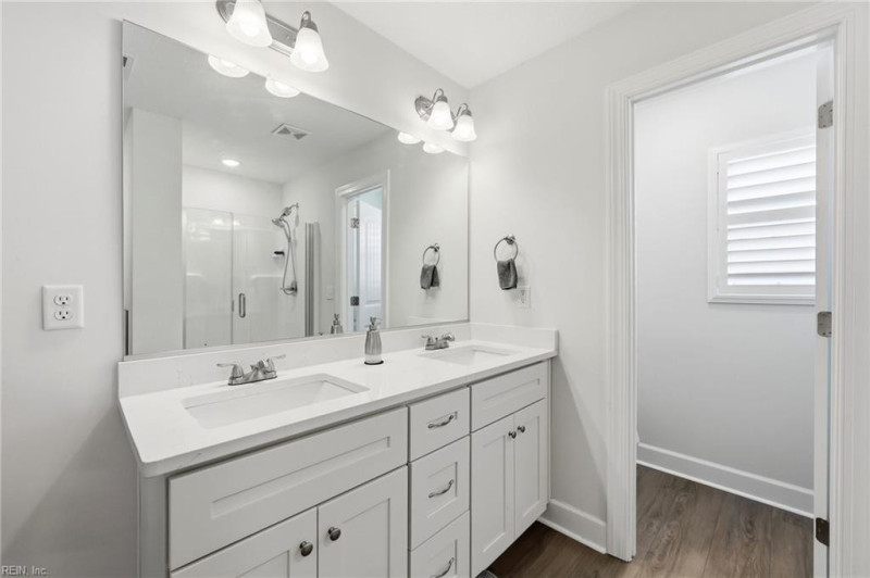 Photo 18 of 45 residential for sale in Norfolk virginia