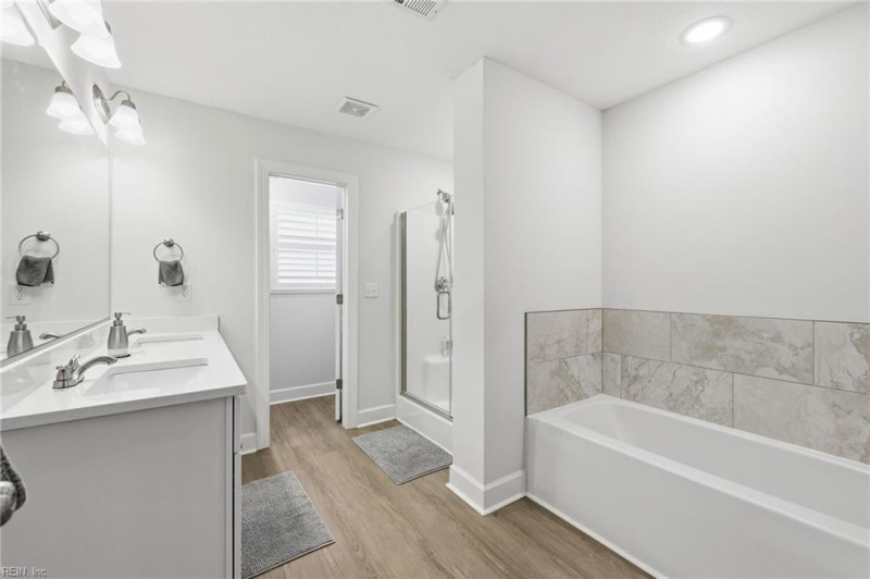 Photo 19 of 45 residential for sale in Norfolk virginia