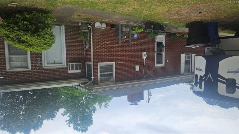 Photo 4 of 8 residential for sale in Portsmouth virginia
