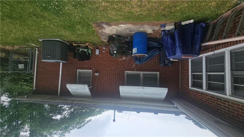Photo 5 of 8 residential for sale in Portsmouth virginia