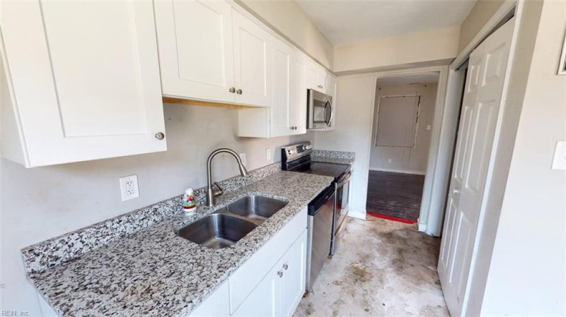 Photo 2 of 44 residential for sale in Chesapeake virginia Photo 2 of 44 residential for sale in Chesapeake virginia
