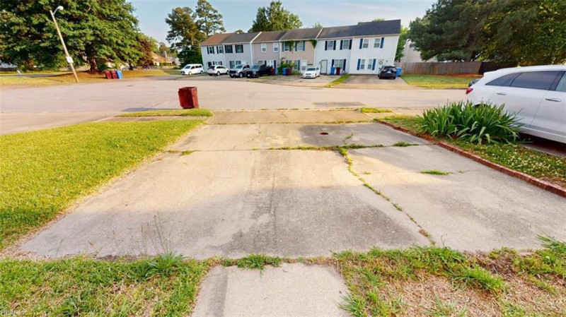 Photo 27 of 44 residential for sale in Chesapeake virginia Photo 27 of 44 residential for sale in Chesapeake virginia