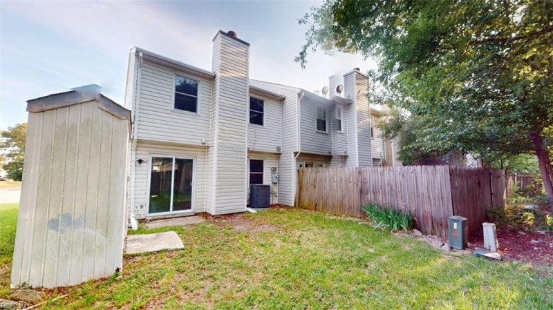 Photo 31 of 44 residential for sale in Chesapeake virginia Photo 31 of 44 residential for sale in Chesapeake virginia