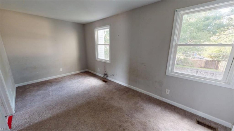 Photo 38 of 44 residential for sale in Chesapeake virginia Photo 38 of 44 residential for sale in Chesapeake virginia