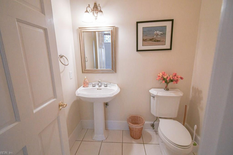 Photo 16 of 50 residential for sale in Northampton County virginia