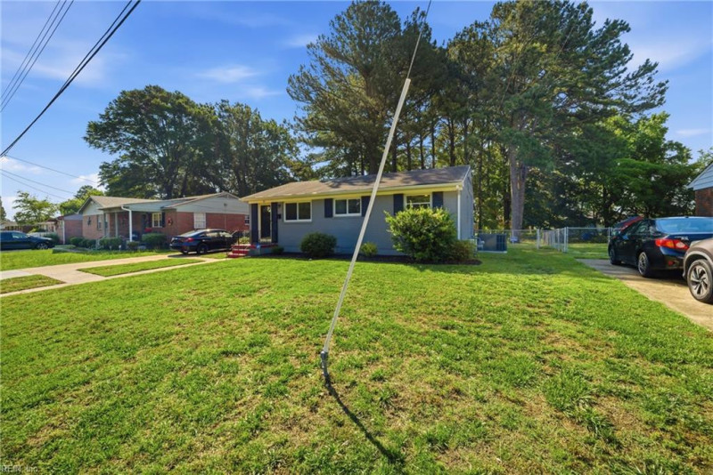 Photo 3 of 24 residential for sale in Portsmouth virginia Photo 3 of 24 residential for sale in Portsmouth virginia