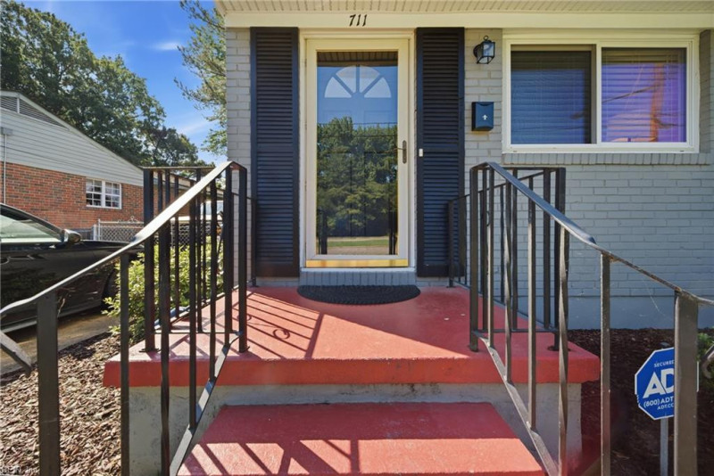 Photo 5 of 24 residential for sale in Portsmouth virginia Photo 5 of 24 residential for sale in Portsmouth virginia