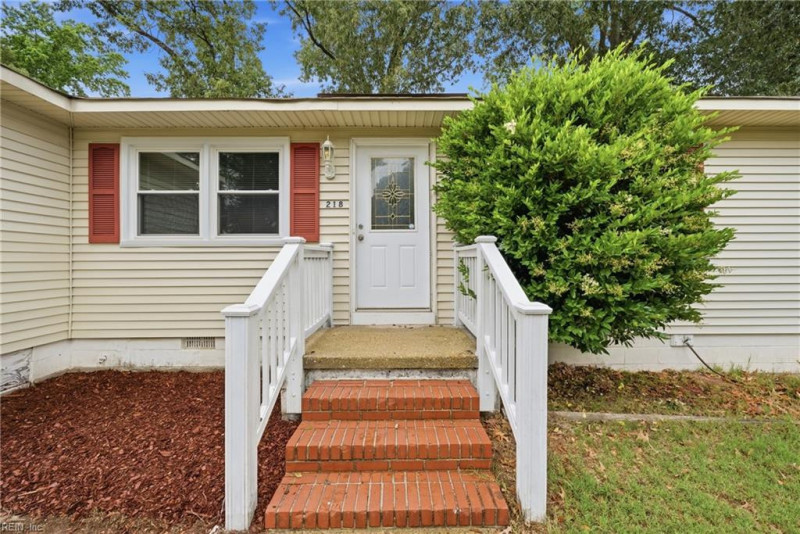 Photo 3 of 28 residential for sale in Newport News virginia