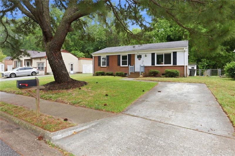 Photo 21 of 23 residential for sale in Hampton virginia Photo 21 of 23 residential for sale in Hampton virginia